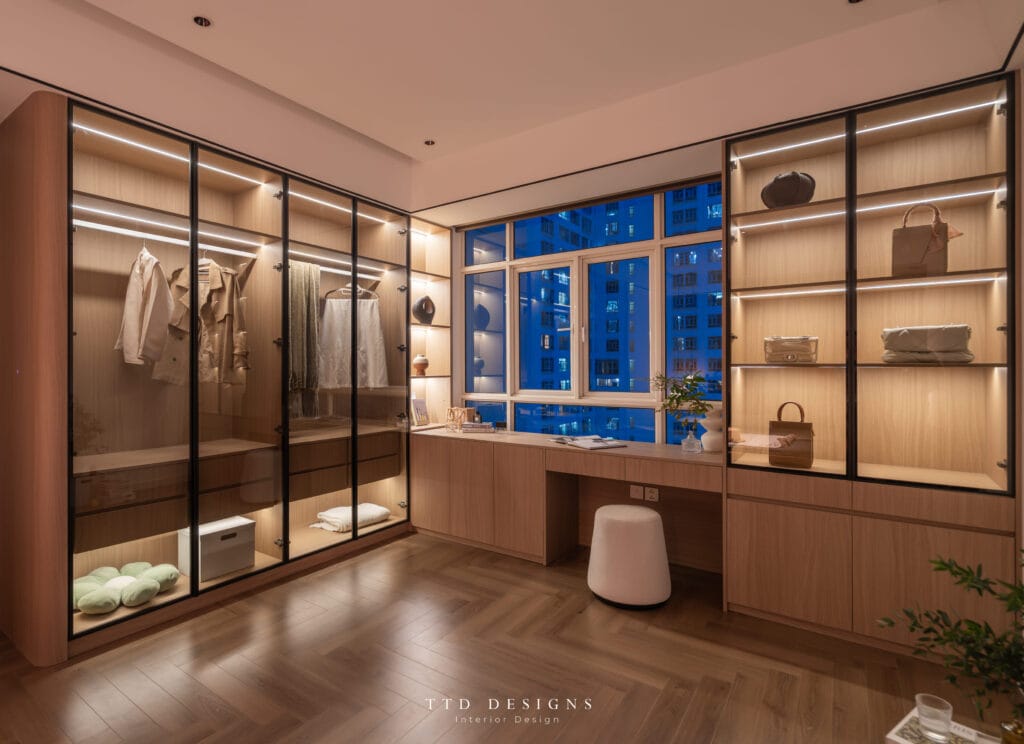 Cải tạo căn hộ 121m² sau hơn một thập kỷ thành không gian hiện đại. 16 Phòng ngủ Master đáp ứng công năng và thẩm mỹ