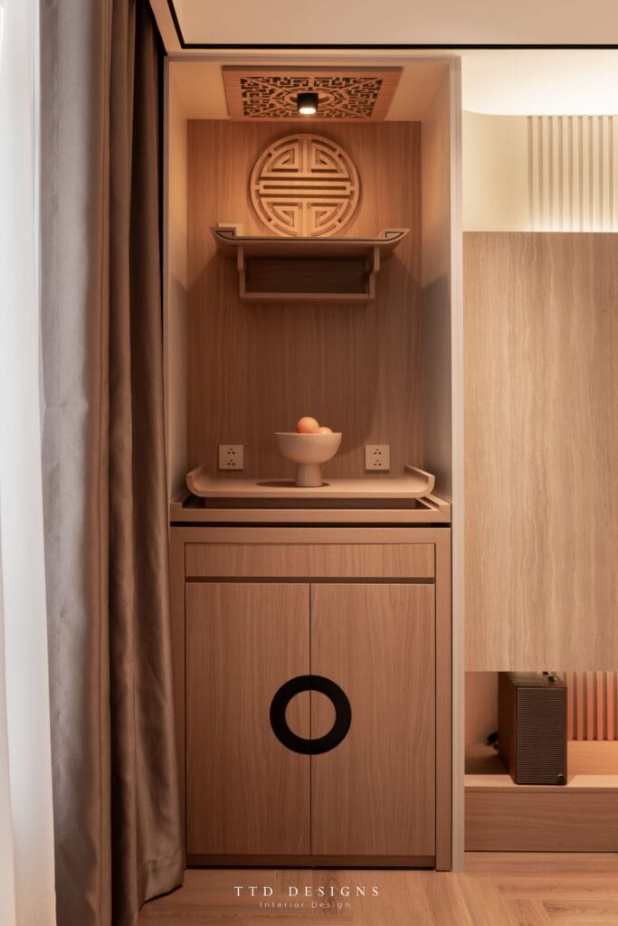 Cải tạo căn hộ 121m² sau hơn một thập kỷ thành không gian hiện đại. 4 Mẫu tủ thờ tinh gọn cho căn hộ